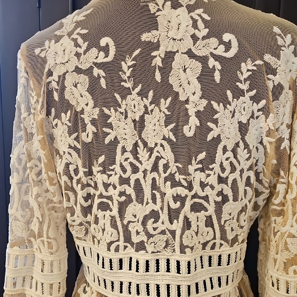 Forever 21 Cream Floral Lace Maxi Duster Kimono - Picture 3 of 9